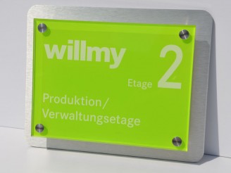 Türschild Acrylglas mit Trägerplatte